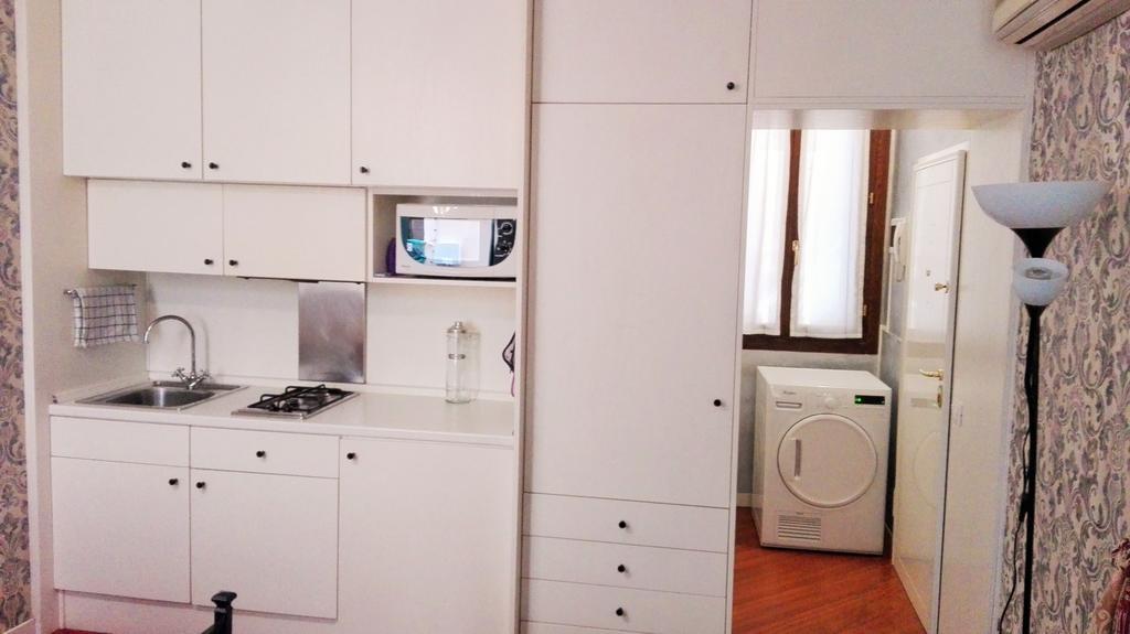 Mario Apartment 3 Venetië Buitenkant foto
